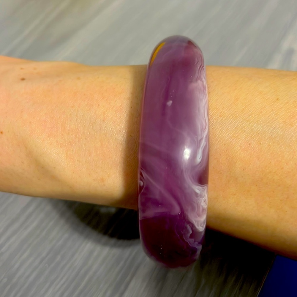 Vintage Purple and White Lucite Bangle, NWOT